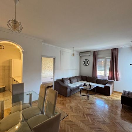 Ferienwohnung Long Royal Podgorica Exterior foto