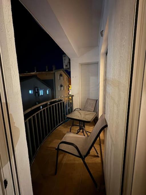 Ferienwohnung Long Royal Podgorica Exterior foto